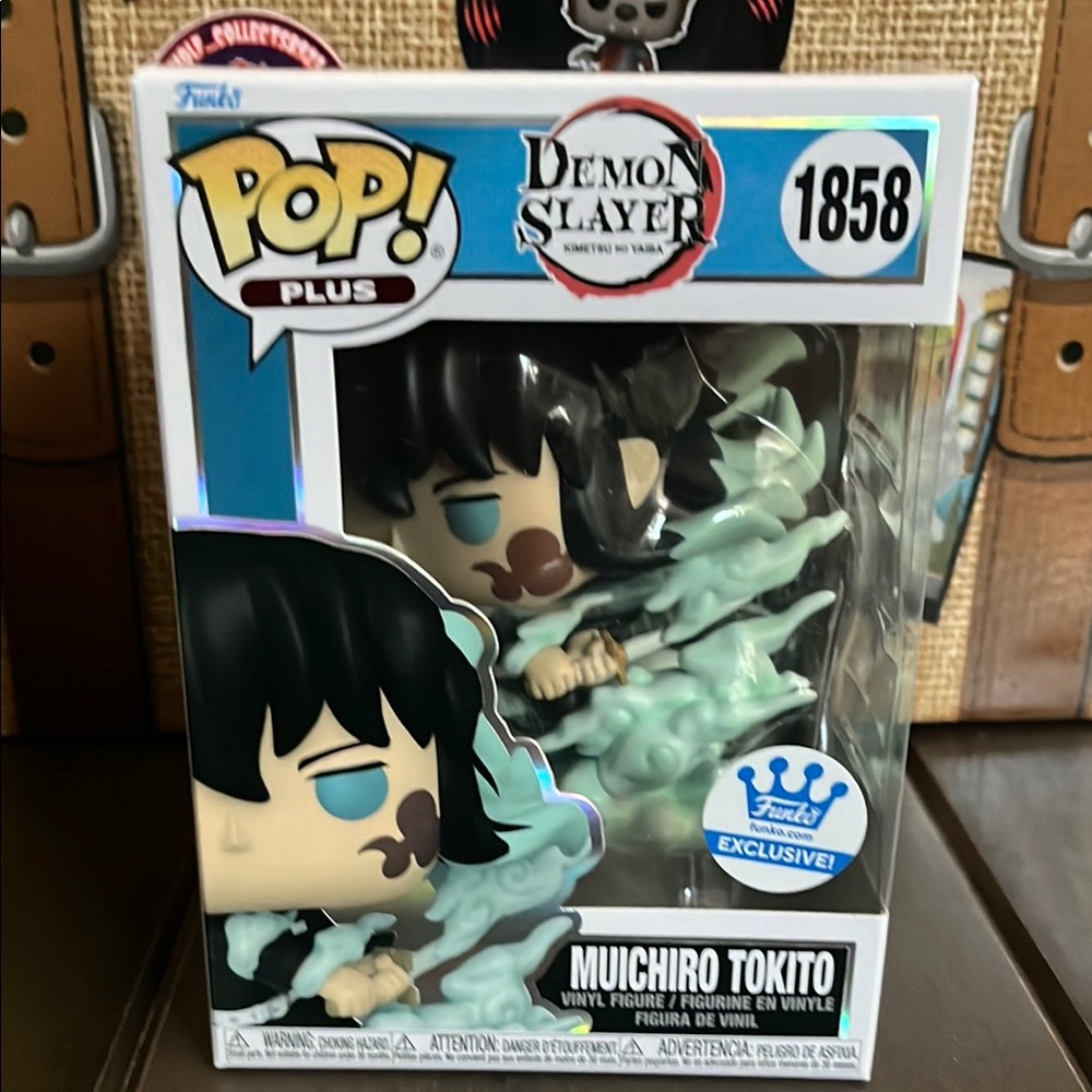 Muichiro Tokito Vinyl Figure with Blue and Black Details